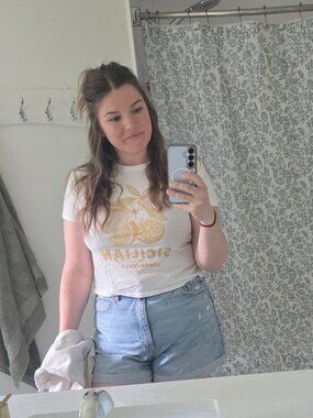 Meet your Posher, Manda